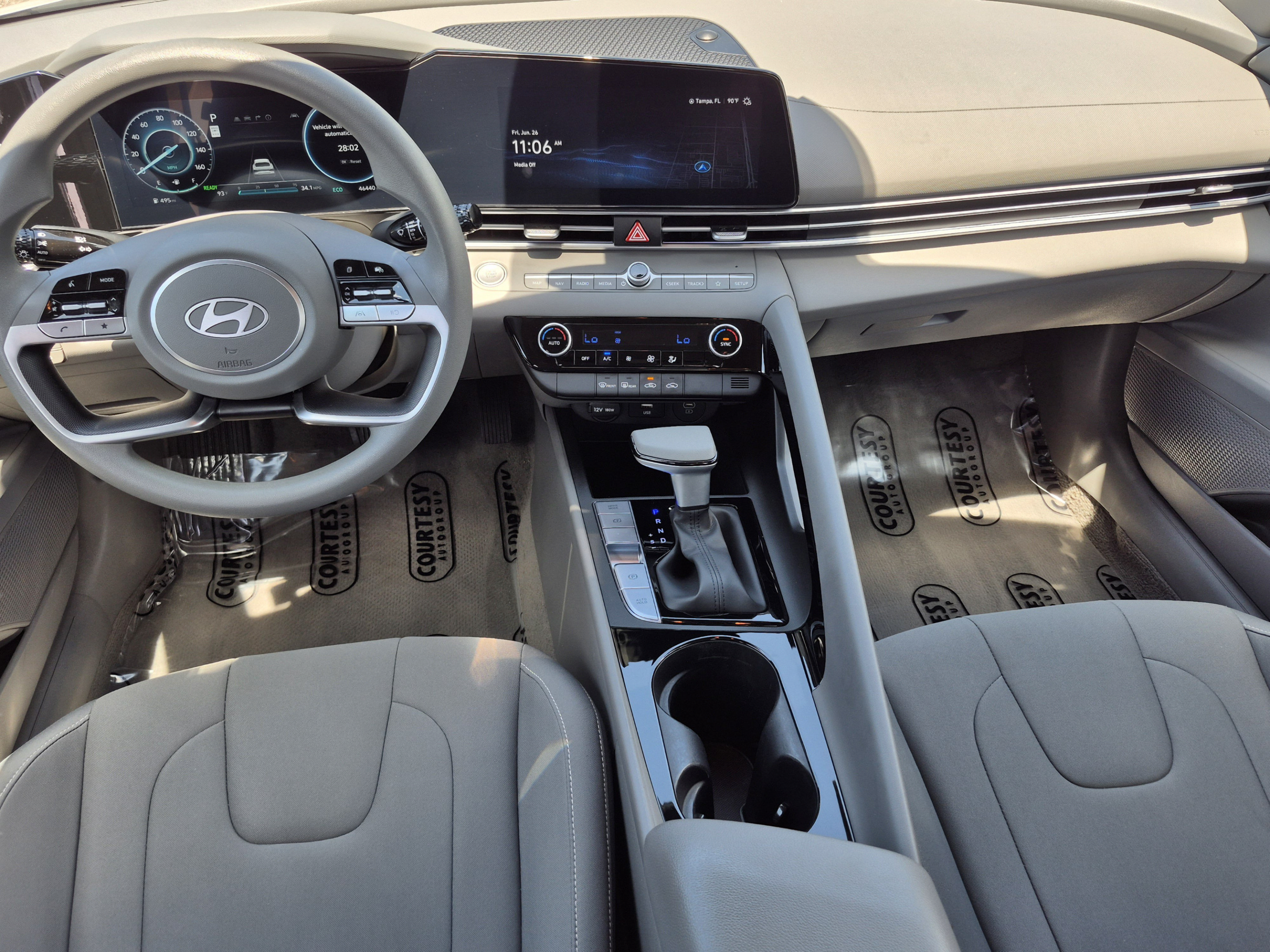 Certified 2024 Hyundai Elantra Blue FWD image 10