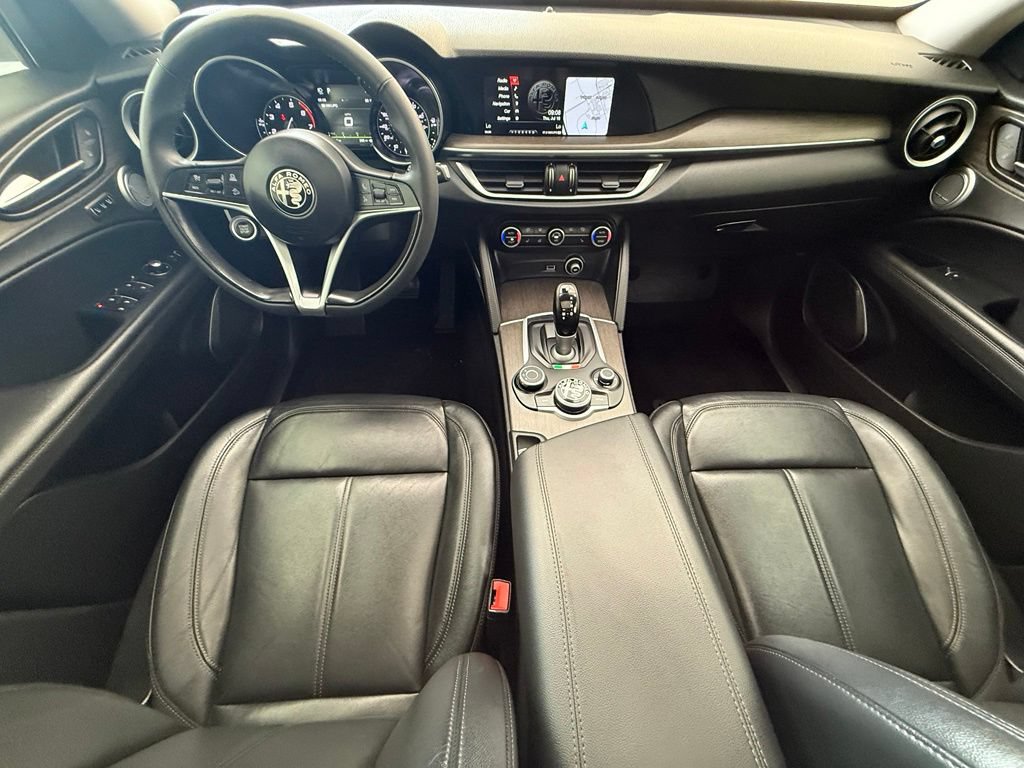 Used 2018 Alfa Romeo Stelvio Ti AWD/4WD image 21
