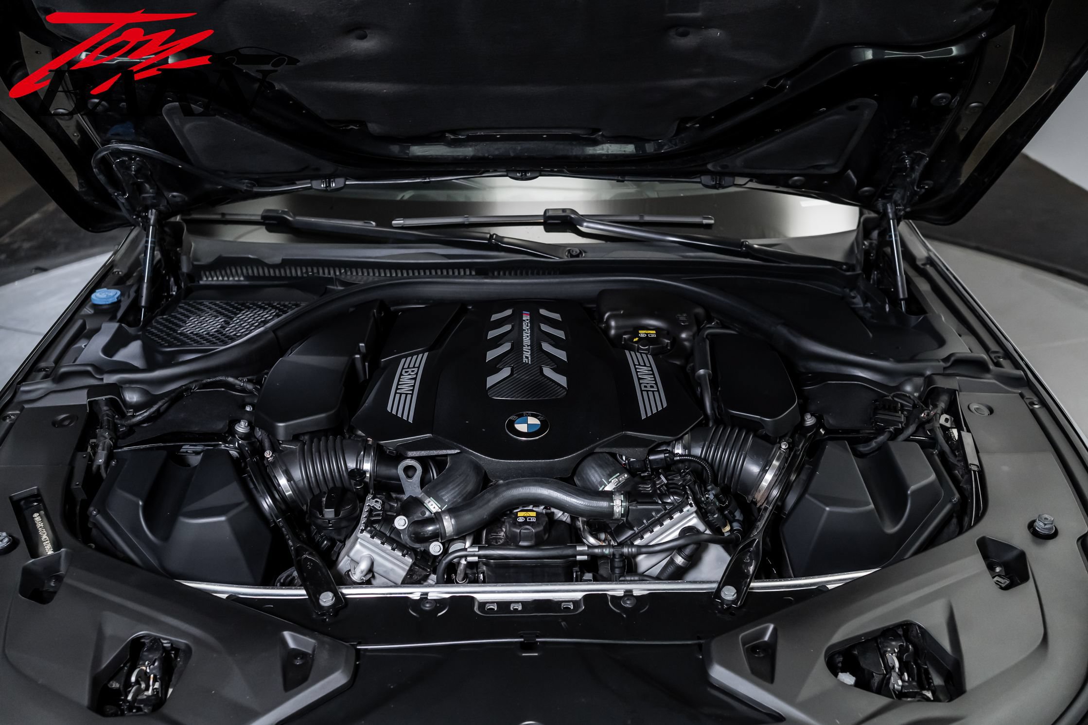 Used 2021 BMW M850i xDrive Coupe w/ Driving Assistance Package AWD/4WD image 43