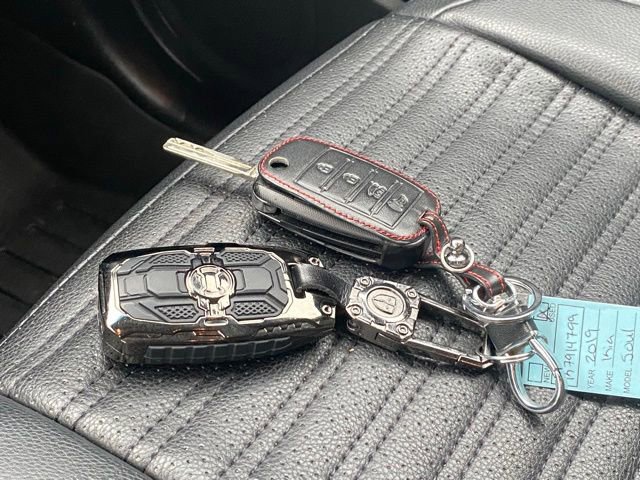 Used 2019 Kia Soul + FWD image 30