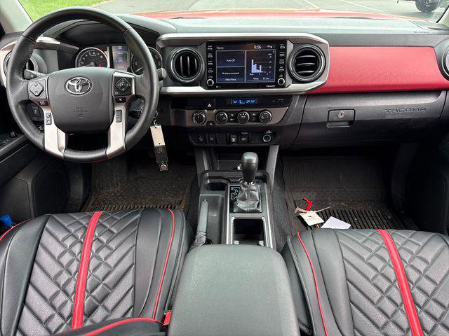 Certified 2022 Toyota Tacoma SR5 w/ Technology Package AWD/4WD image 18