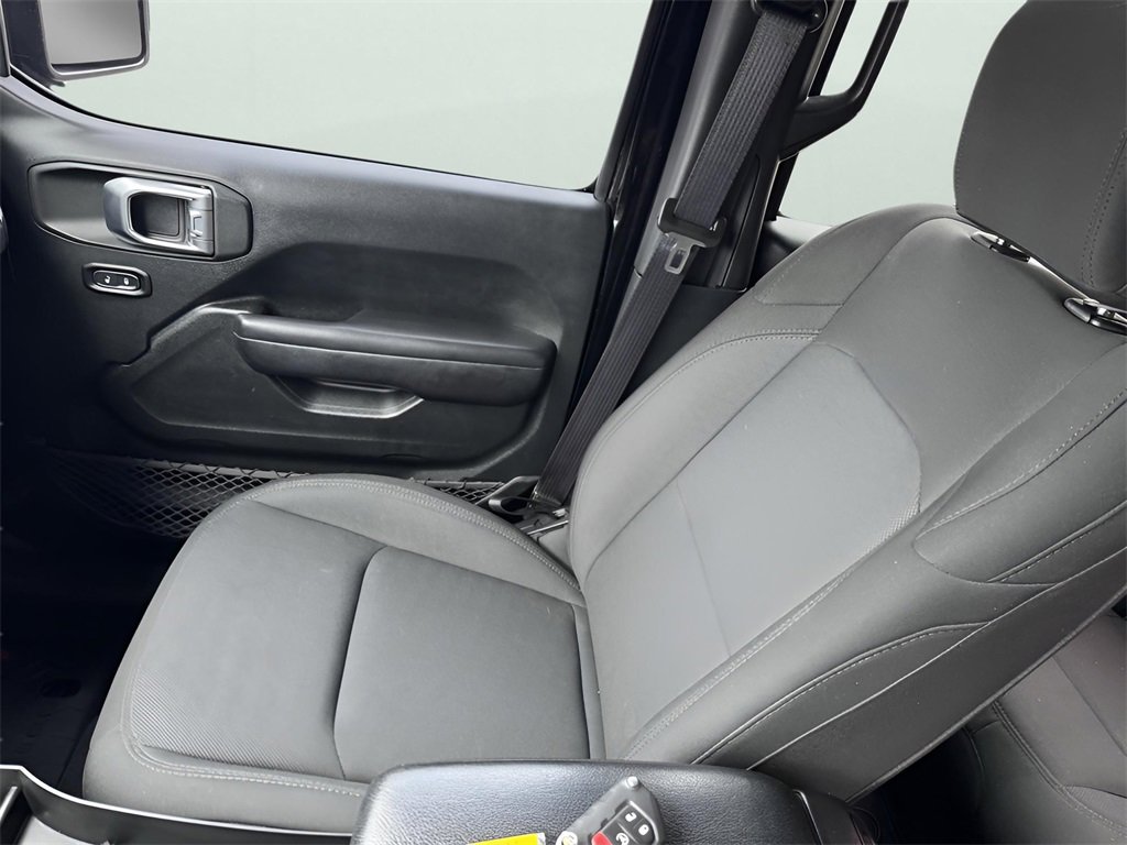 Used 2018 Jeep Wrangler Unlimited Sport S image 30