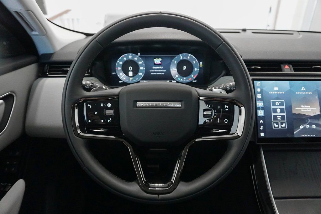 Used 2025 Land Rover Range Rover Velar Dynamic SE image 9