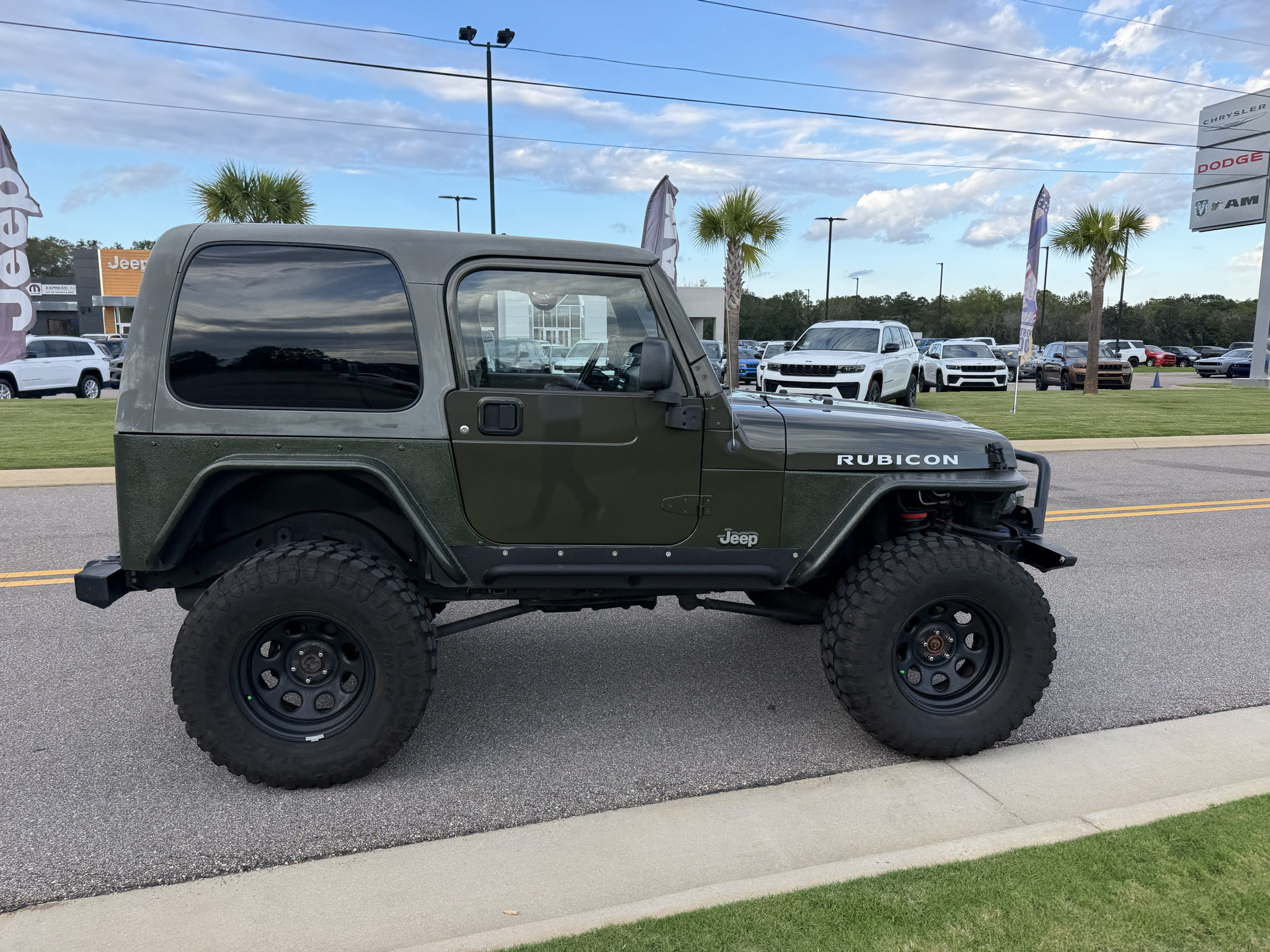 Used 2006 Jeep Wrangler Rubicon AWD/4WD image 3