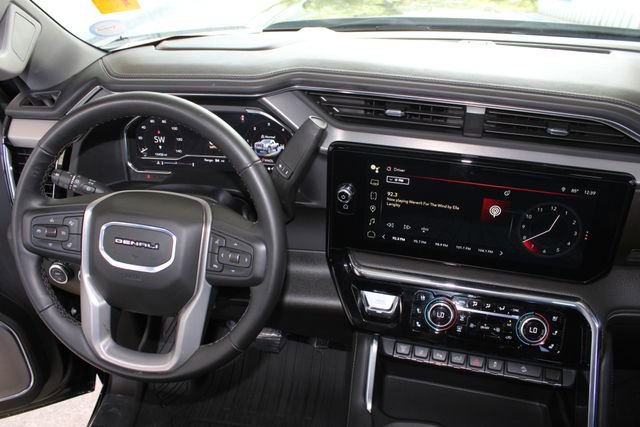 Used 2024 GMC Sierra 2500 Denali w/ Denali Reserve Package image 25