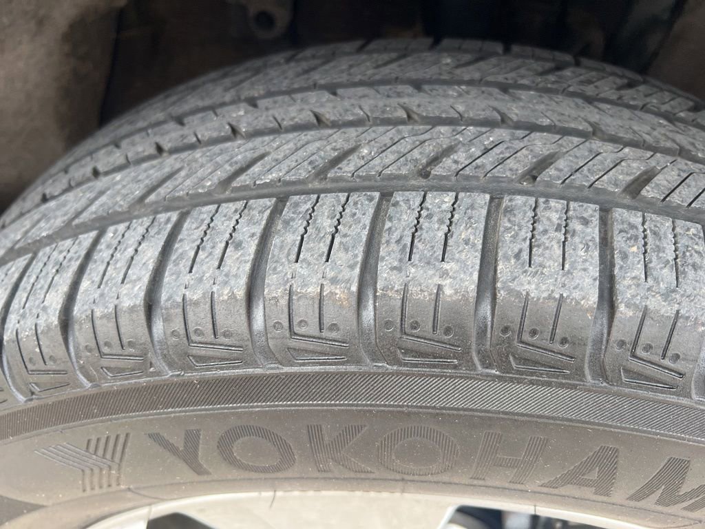 Used 2020 Toyota RAV4 XLE w/ Convenience Package image 44