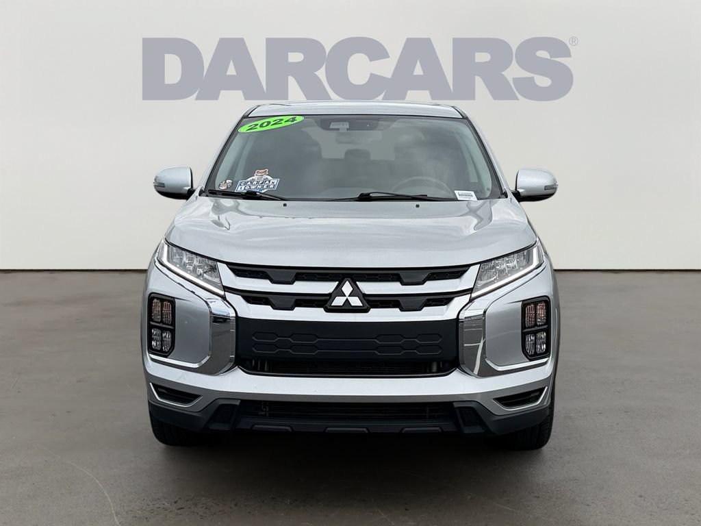 Used 2024 Mitsubishi Outlander Sport SE AWD/4WD image 2
