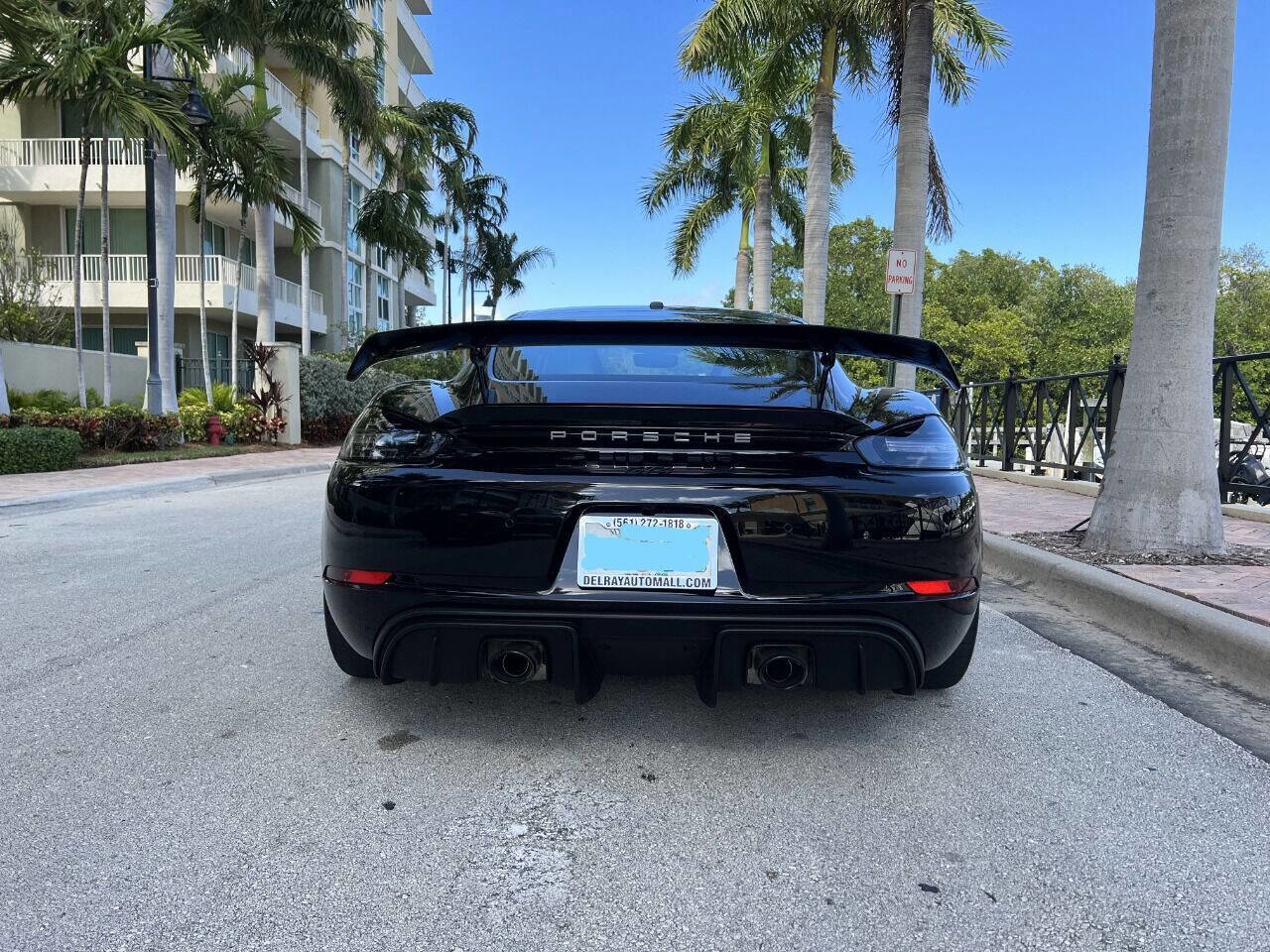 Used 2021 Porsche 718 Cayman GT4 image 7