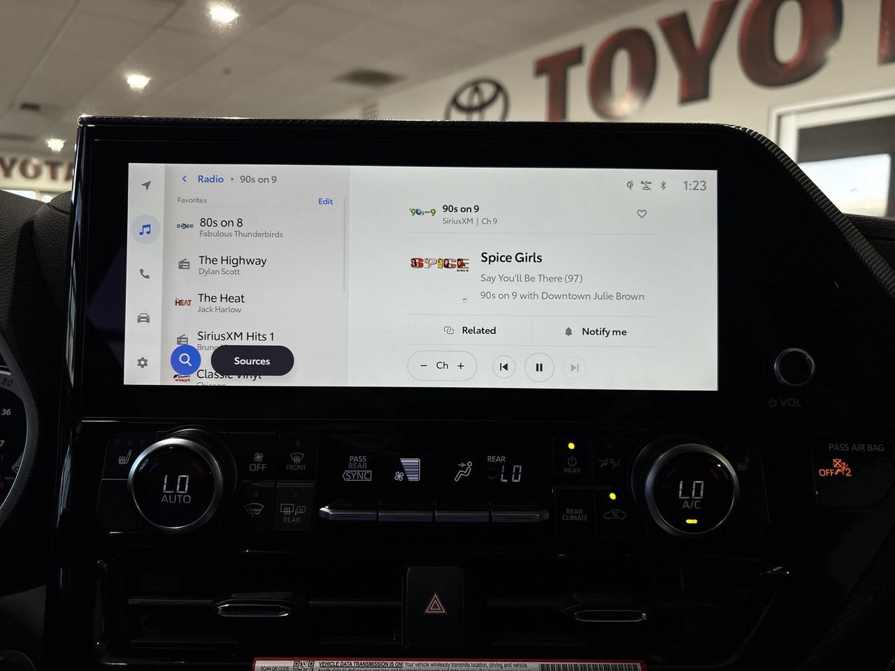 New 2026 Toyota Highlander XSE AWD/4WD image 17