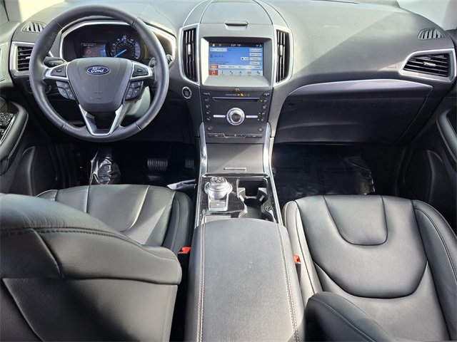 Used 2019 Ford Edge Titanium image 12