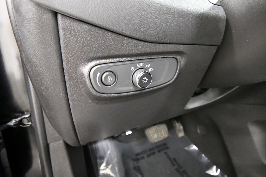 Used 2023 Chevrolet Equinox LT AWD/4WD image 20