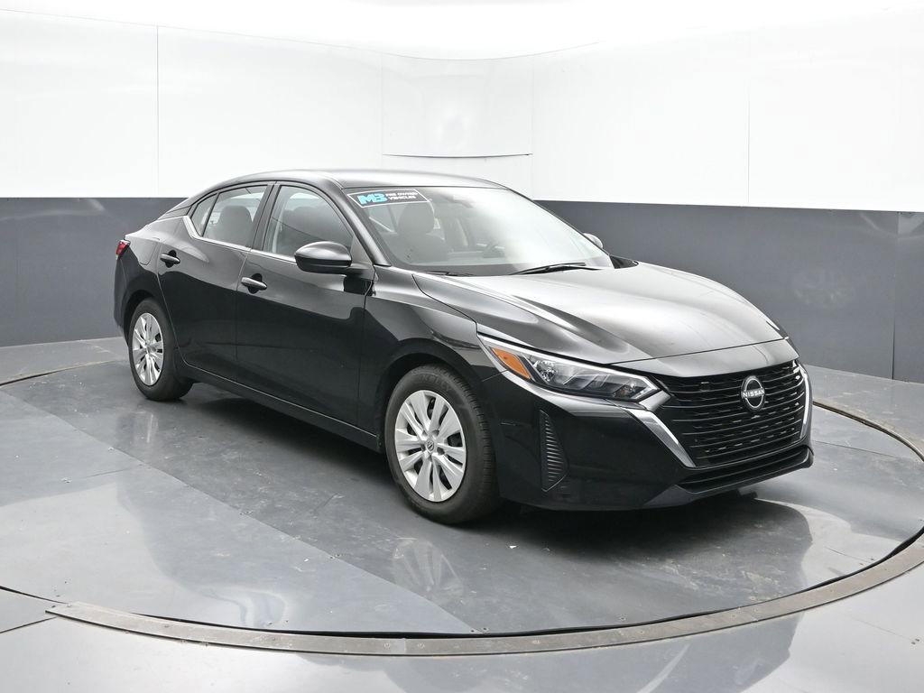 Used 2025 Nissan Sentra S image 7