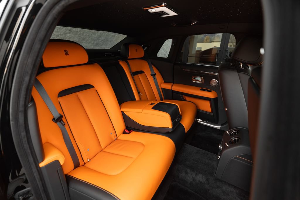 Used 2025 Rolls-Royce Ghost Black Badge image 30