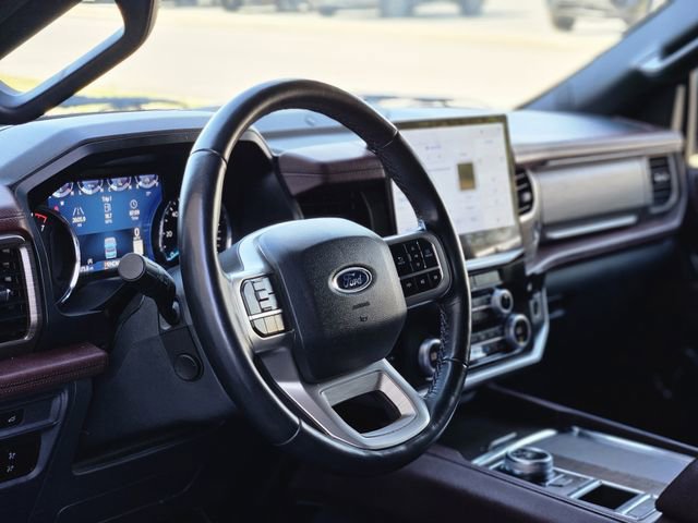 Used 2024 Ford Expedition Limited image 12