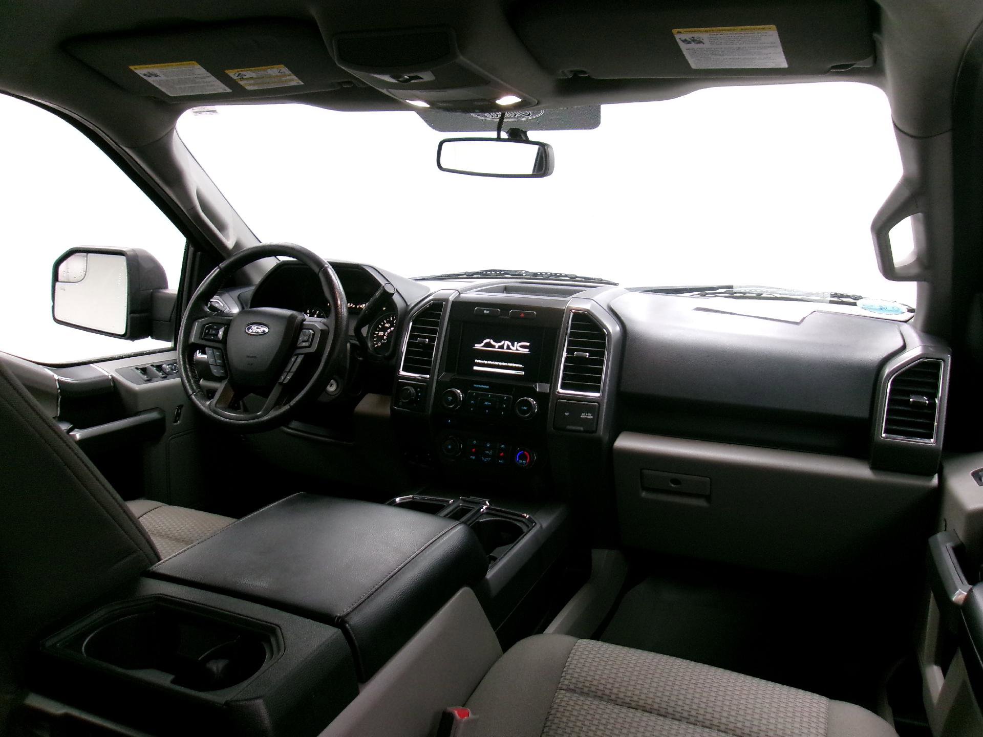 Used 2015 Ford F150 XLT w/ Equipment Group 302A Luxury image 3