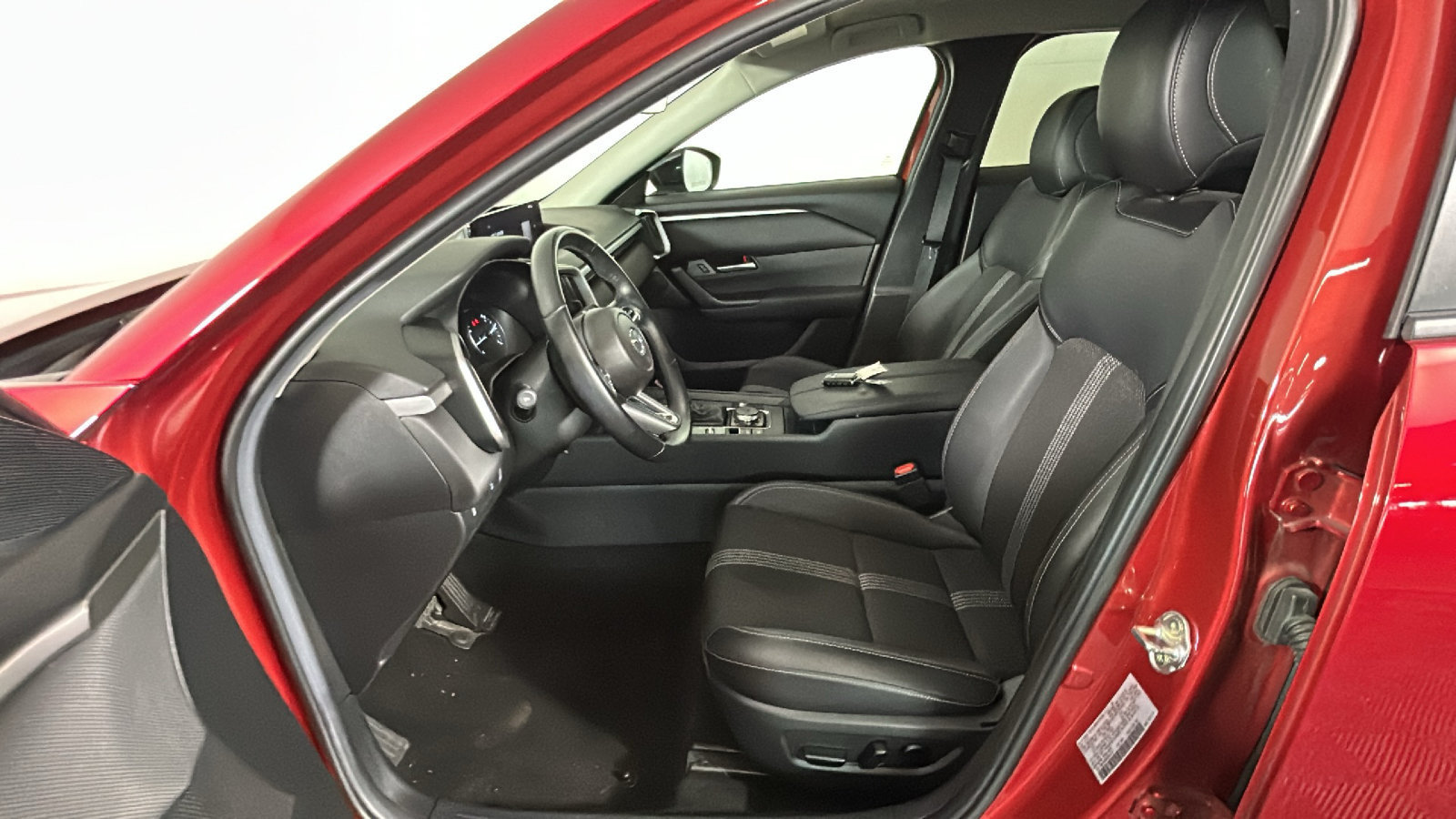Used 2025 MAZDA CX-50 AWD 2.5 S w/ Preferred Package image 13