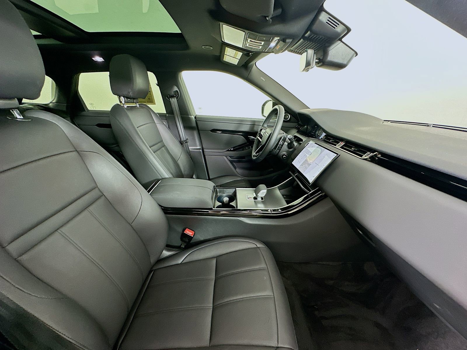 Used 2026 Land Rover Range Rover Evoque S AWD/4WD image 45