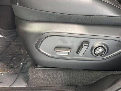 New 2026 Jeep Grand Cherokee L Limited w/ Limited Altitude Package image 15