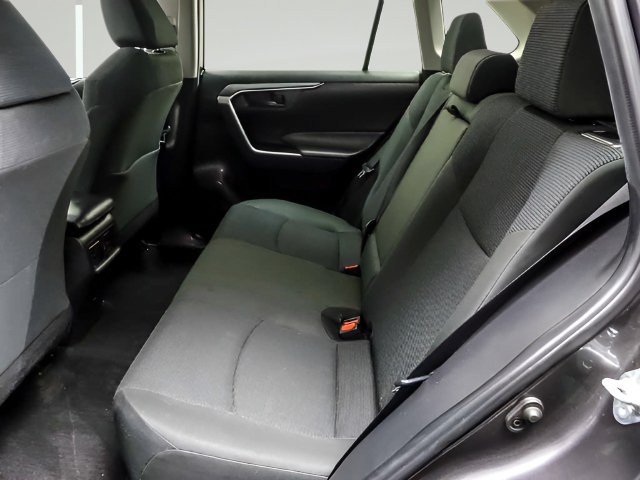 Used 2024 Toyota RAV4 LE AWD/4WD image 10