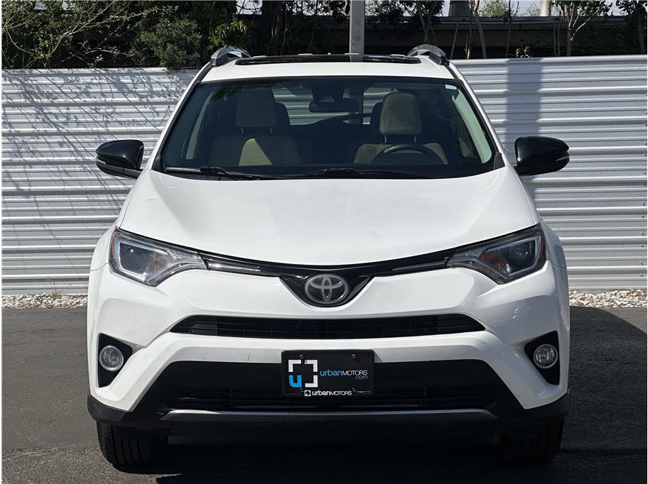 Used 2018 Toyota RAV4 XLE w/ Plus Extra Value Package AWD/4WD image 7