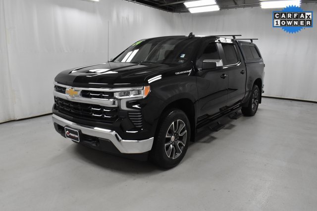 Used 2024 Chevrolet Silverado 1500 LT image 2