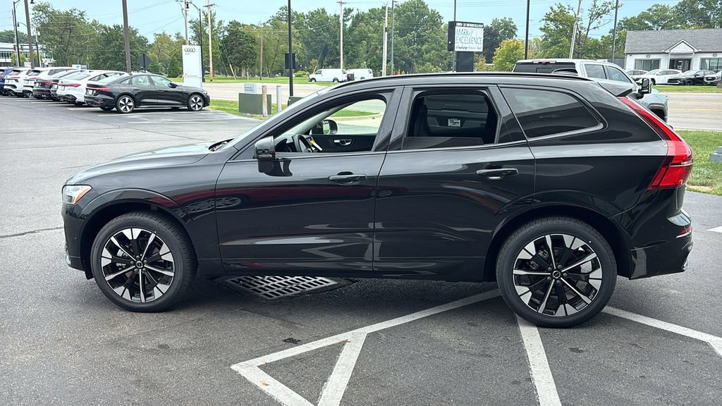 New 2026 Volvo XC60 B5 Plus w/ Protection Package Premier AWD/4WD image 2