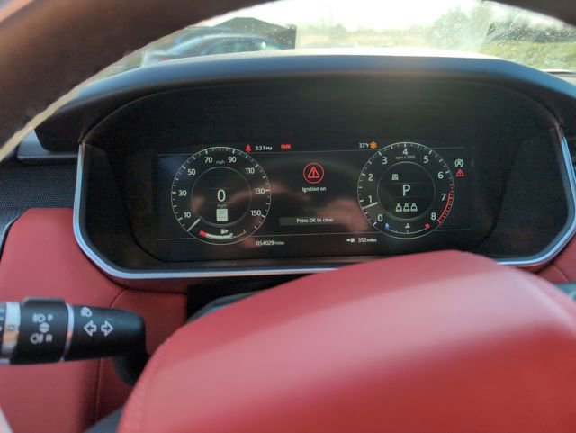 Used 2022 Land Rover Range Rover Sport HST image 18