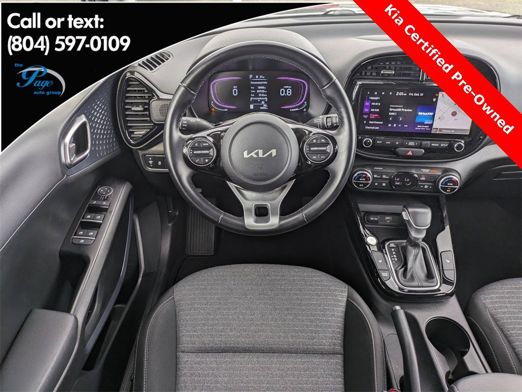 Used 2023 Kia Soul EX image 16
