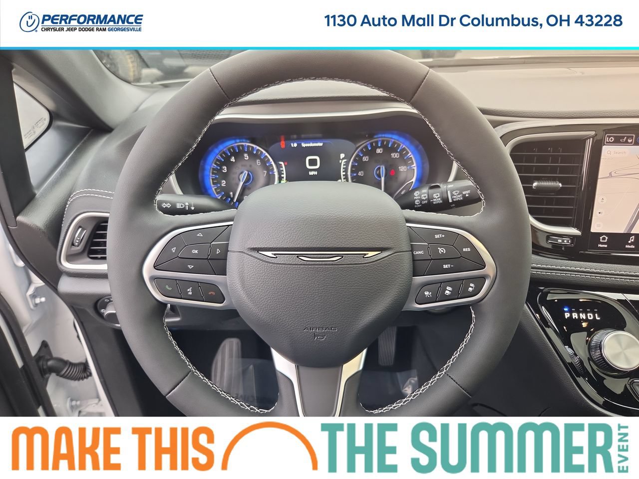 New 2027 Chrysler Pacifica Select w/ Family Tech Group AWD/4WD image 22
