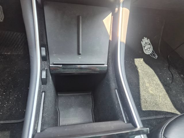 Used 2019 Tesla Model 3 Mid Range RWD image 13