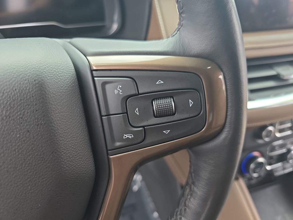 Used 2023 Chevrolet Tahoe High Country w/ Advanced Technology Package AWD/4WD image 19