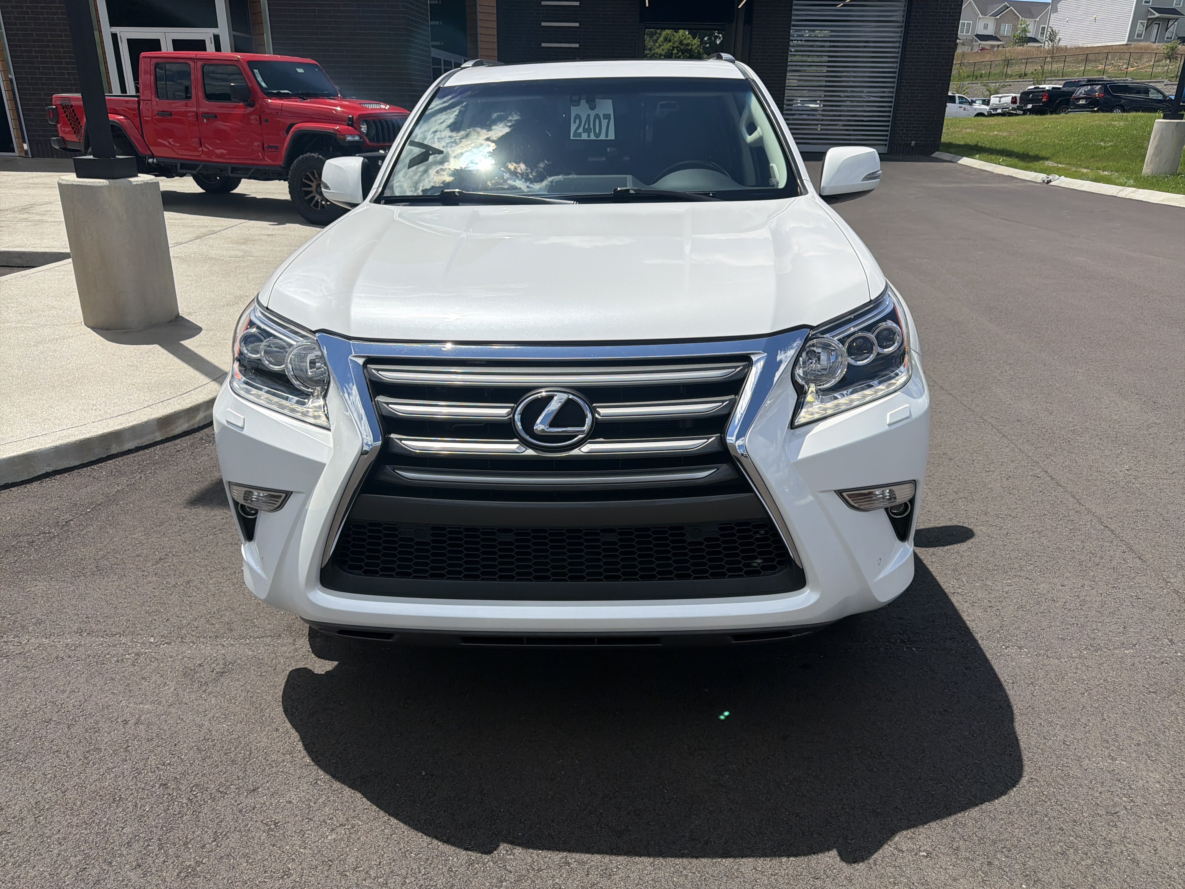Used 2018 Lexus GX 460 Premium AWD/4WD image 4