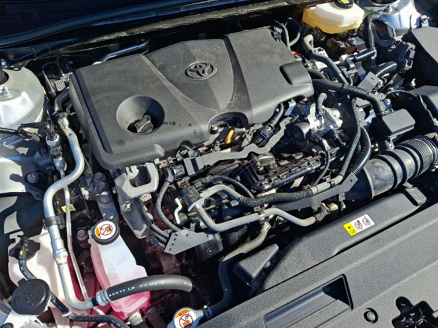 Used 2025 Toyota Camry LE FWD image 28