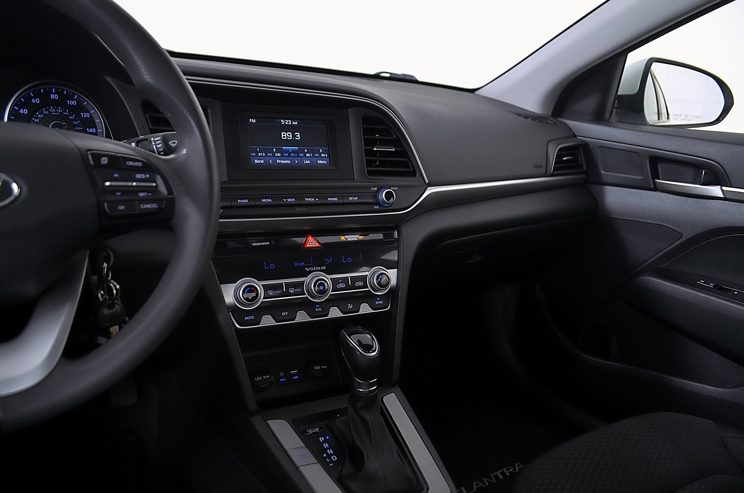 Used 2020 Hyundai Elantra SE w/ Cargo Package (C1) FWD image 29
