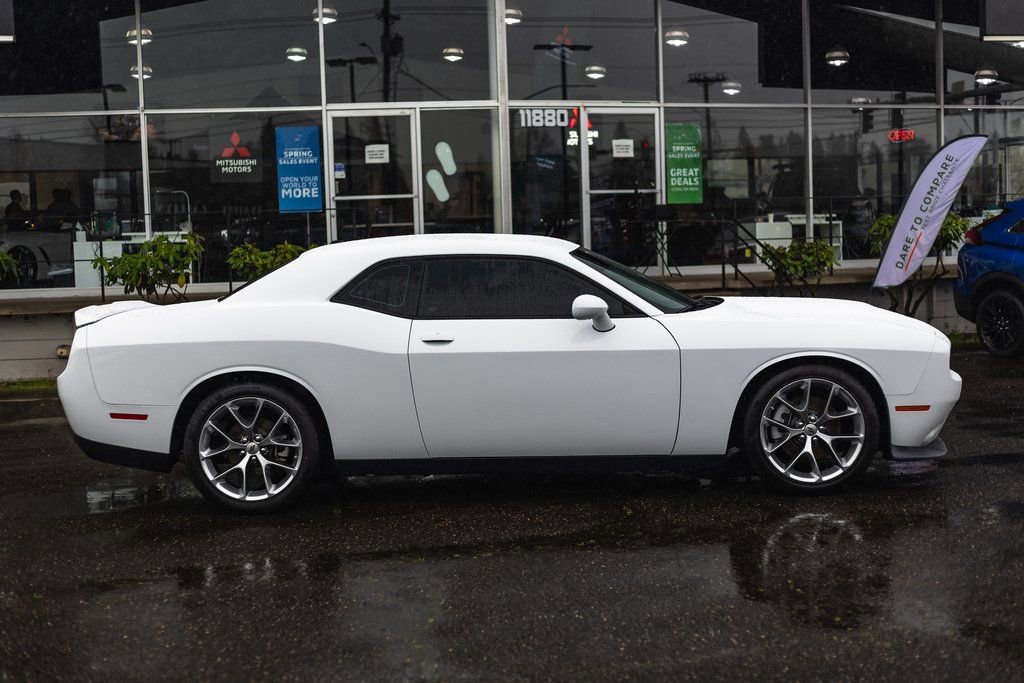 Used 2022 Dodge Challenger GT image 9