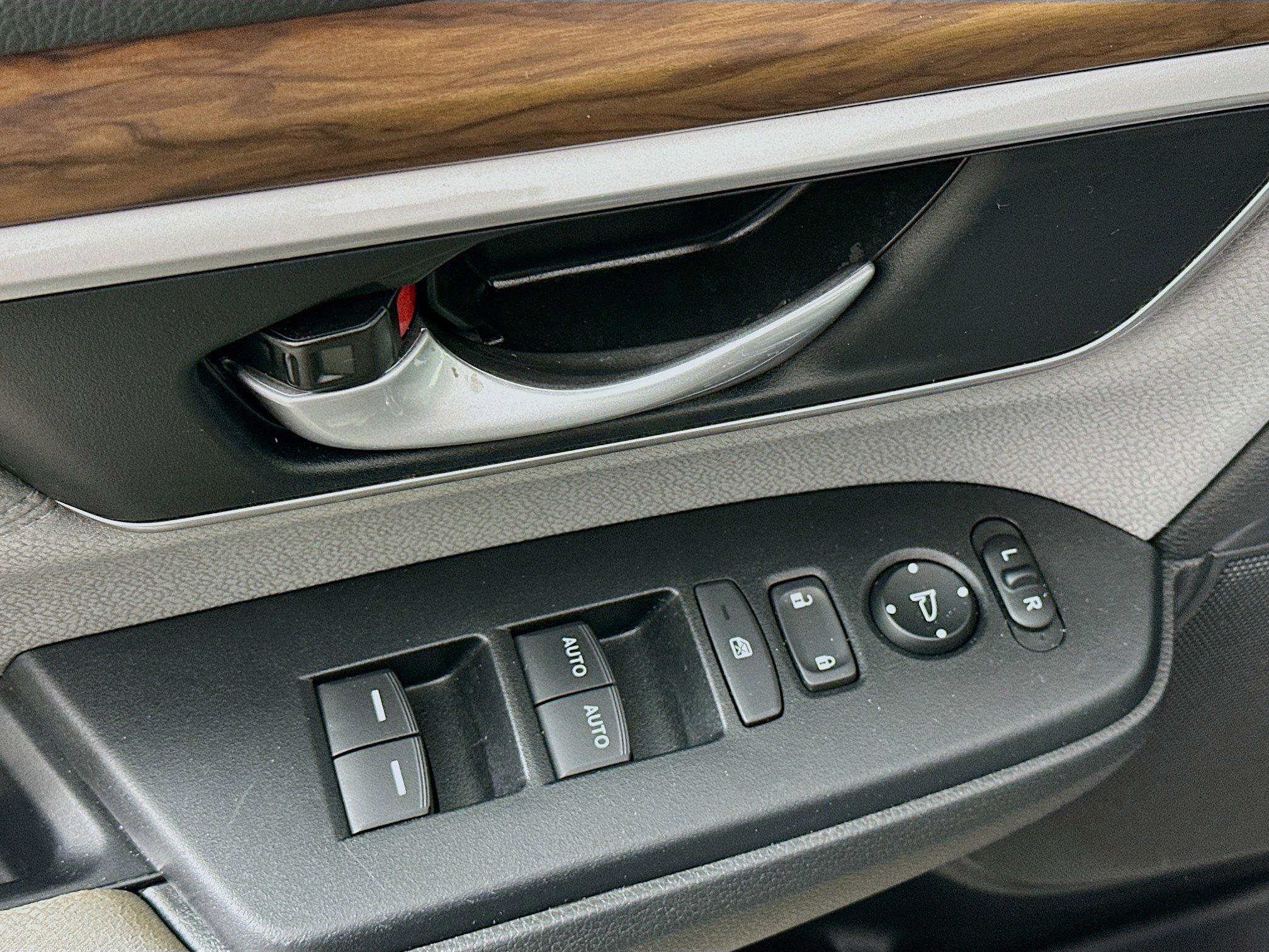 Used 2022 Honda CR-V EX image 15