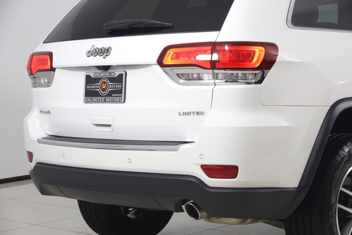 Used 2021 Jeep Grand Cherokee Limited AWD/4WD image 41