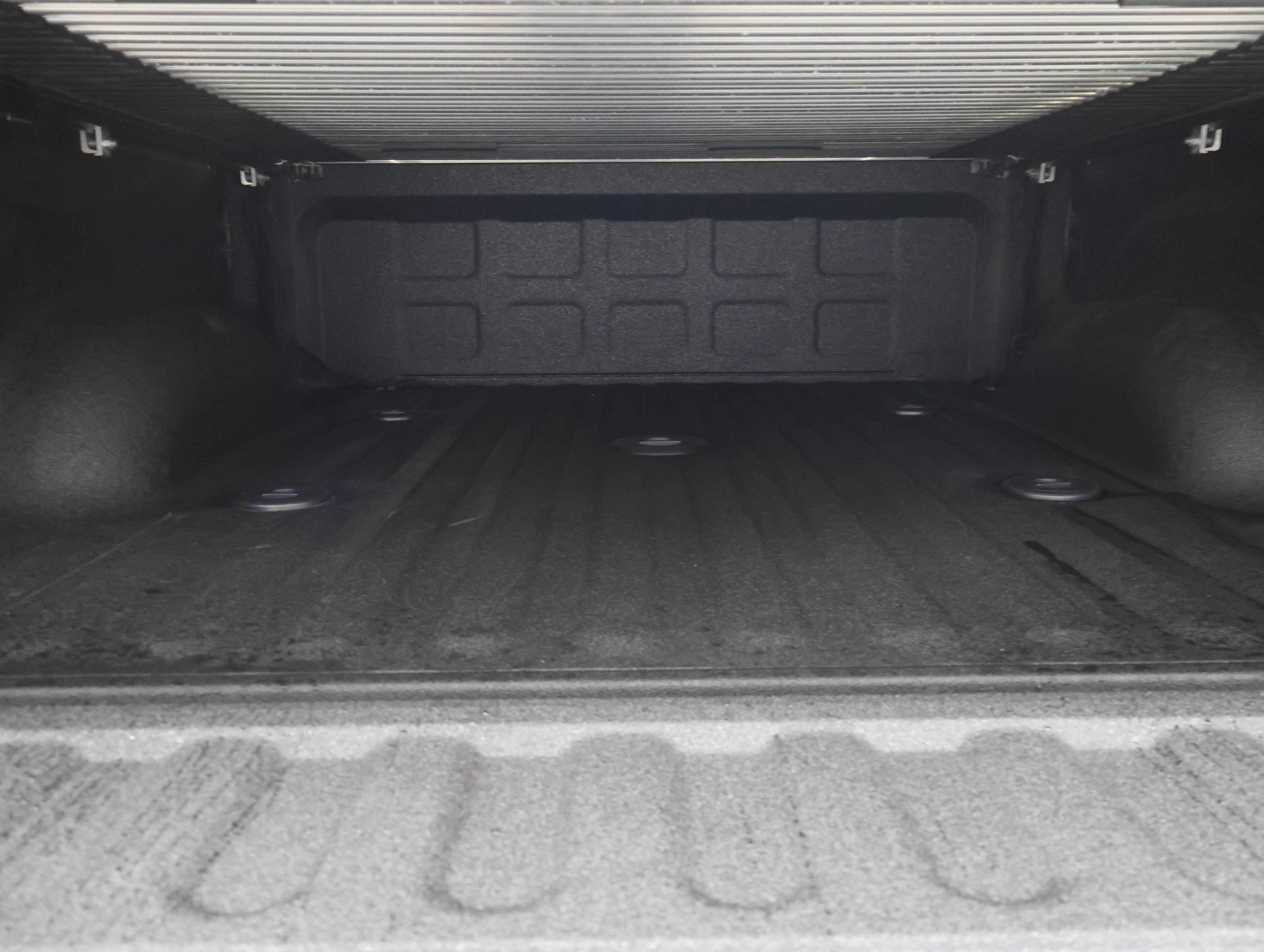 Used 2023 RAM 2500 Limited AWD/4WD image 33