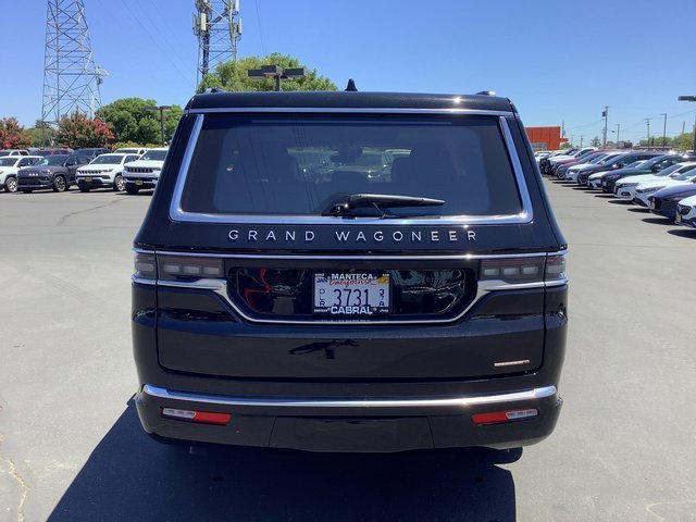 Used 2024 Jeep Grand Wagoneer Series III w/ Flexible Seating Group image 30