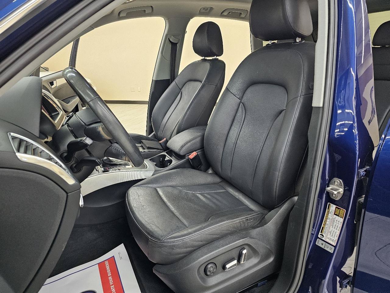 Used 2013 Audi Q5 2.0T Premium w/ Convenience Pkg AWD/4WD image 17