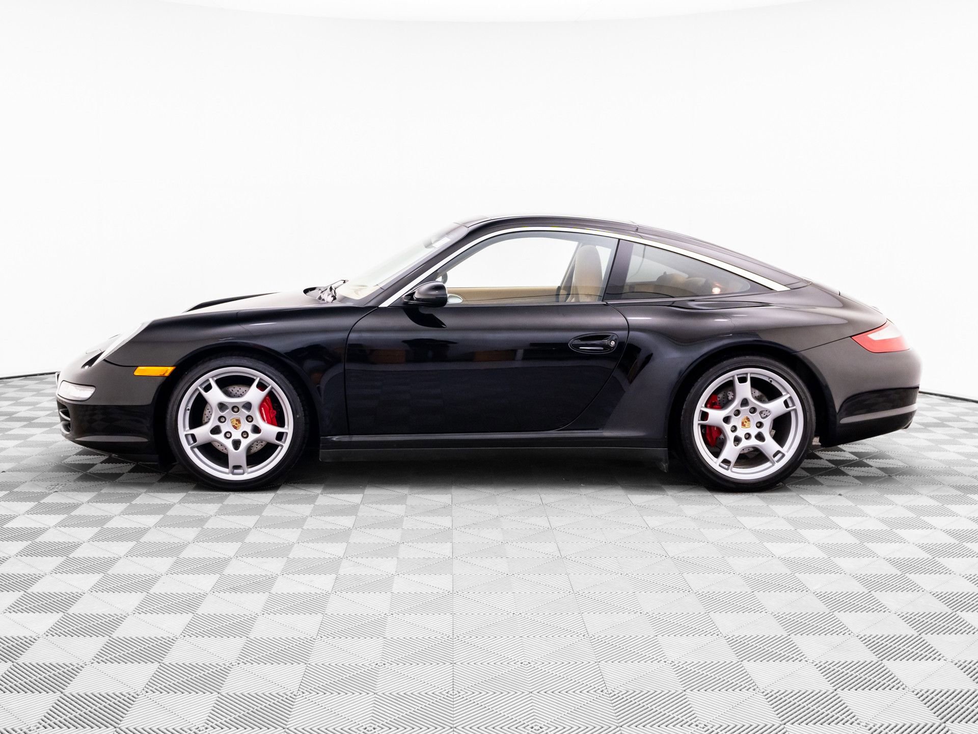 Used 2007 Porsche 911 Targa 4S AWD/4WD image 2
