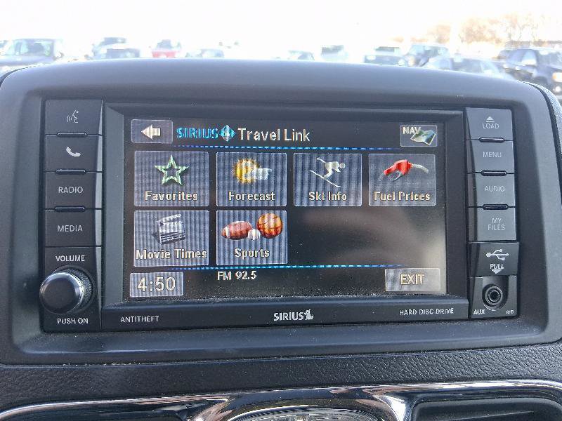 Used 2015 Chrysler Town & Country Touring-L w/ Driver Convenience Group image 36