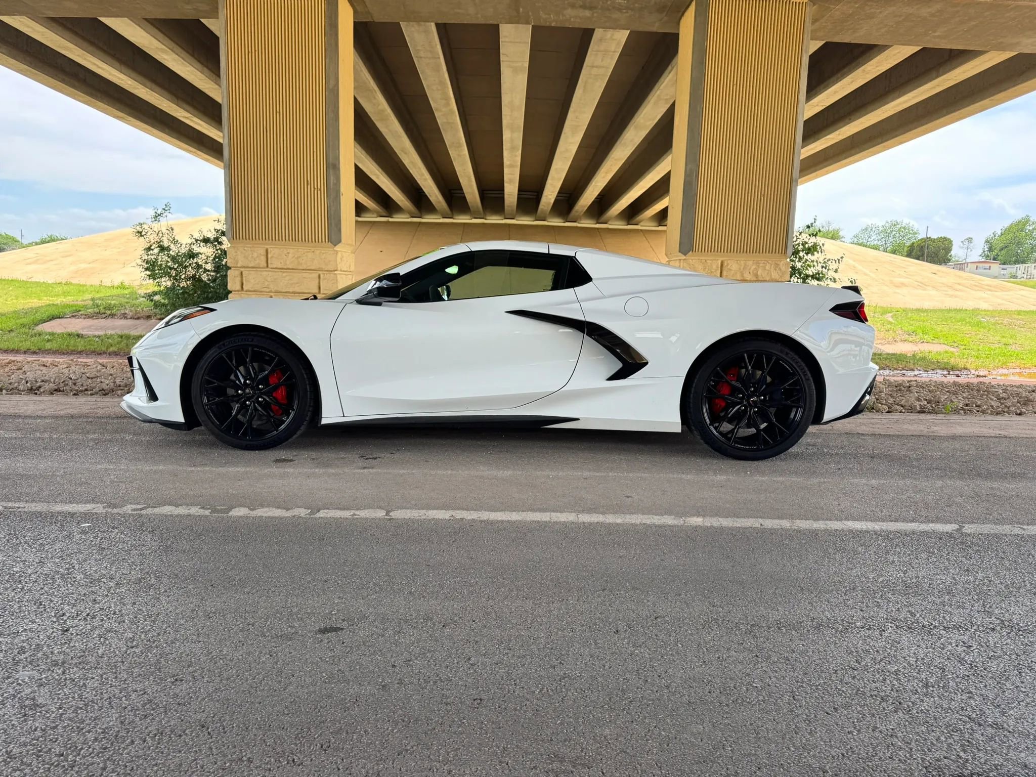 Used 2024 Chevrolet Corvette Stingray Preferred Conv w/ 2LT image 6