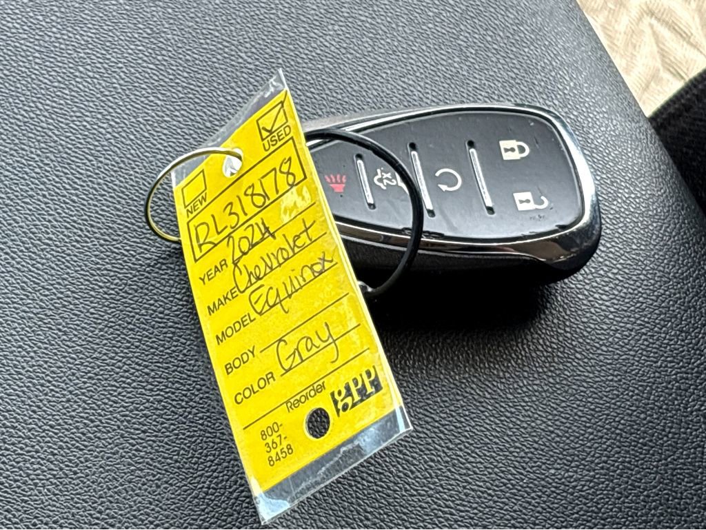 Used 2024 Chevrolet Equinox LT FWD image 29