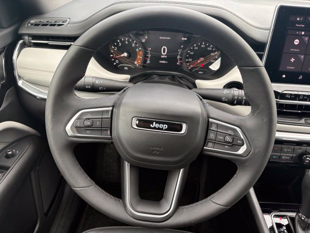 Used 2023 Jeep Compass Limited AWD/4WD image 22