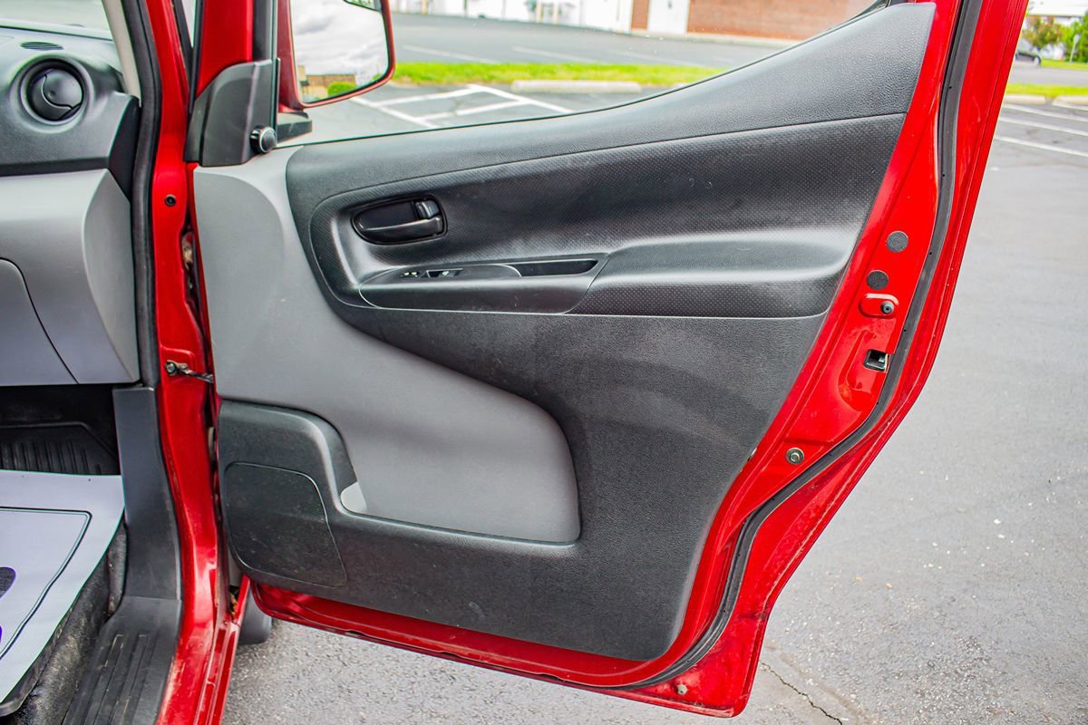 Used 2017 Nissan NV200 SV w/ Technology Package FWD image 18