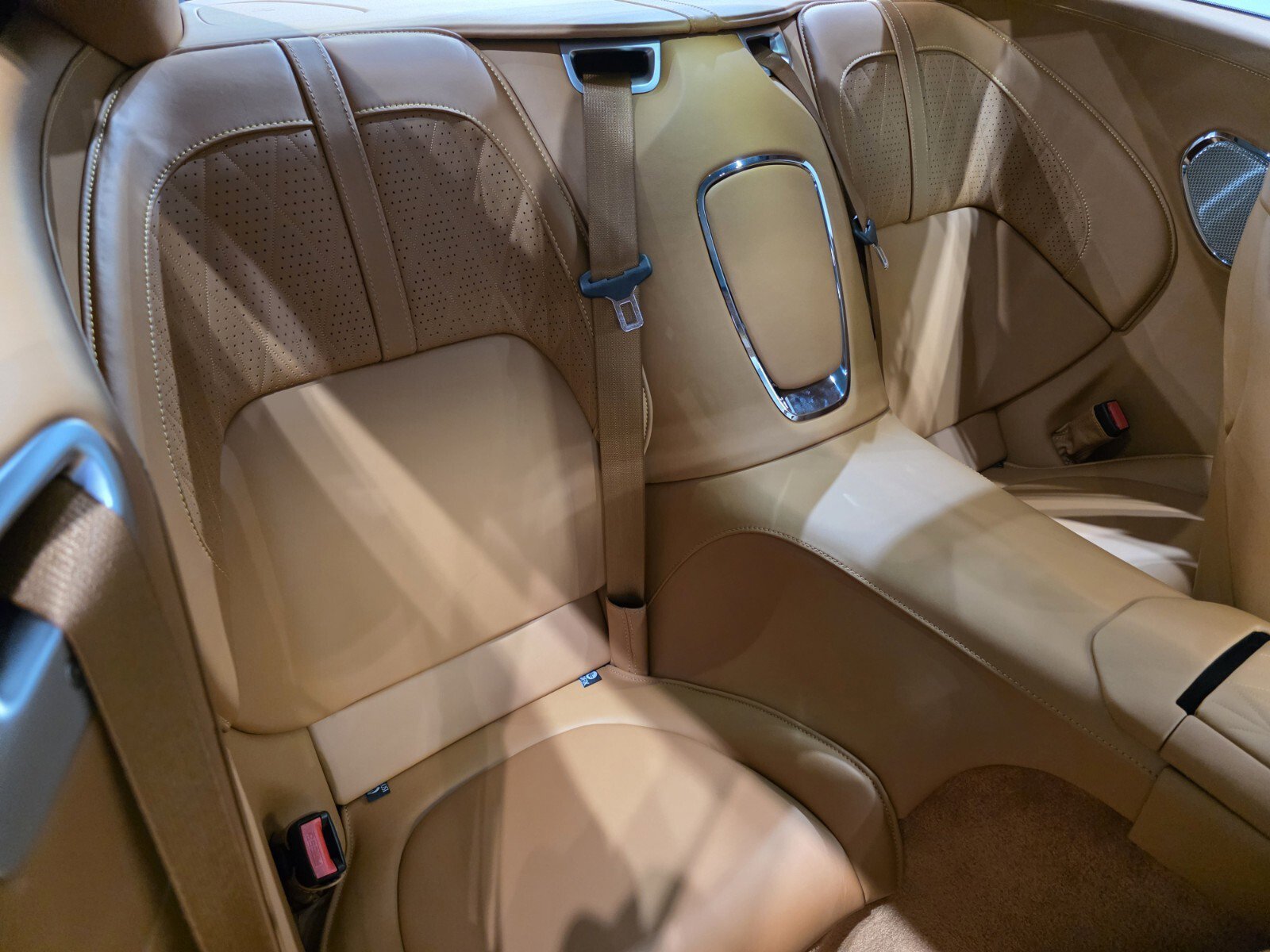 New 2026 Aston Martin DB12 Coupe image 19