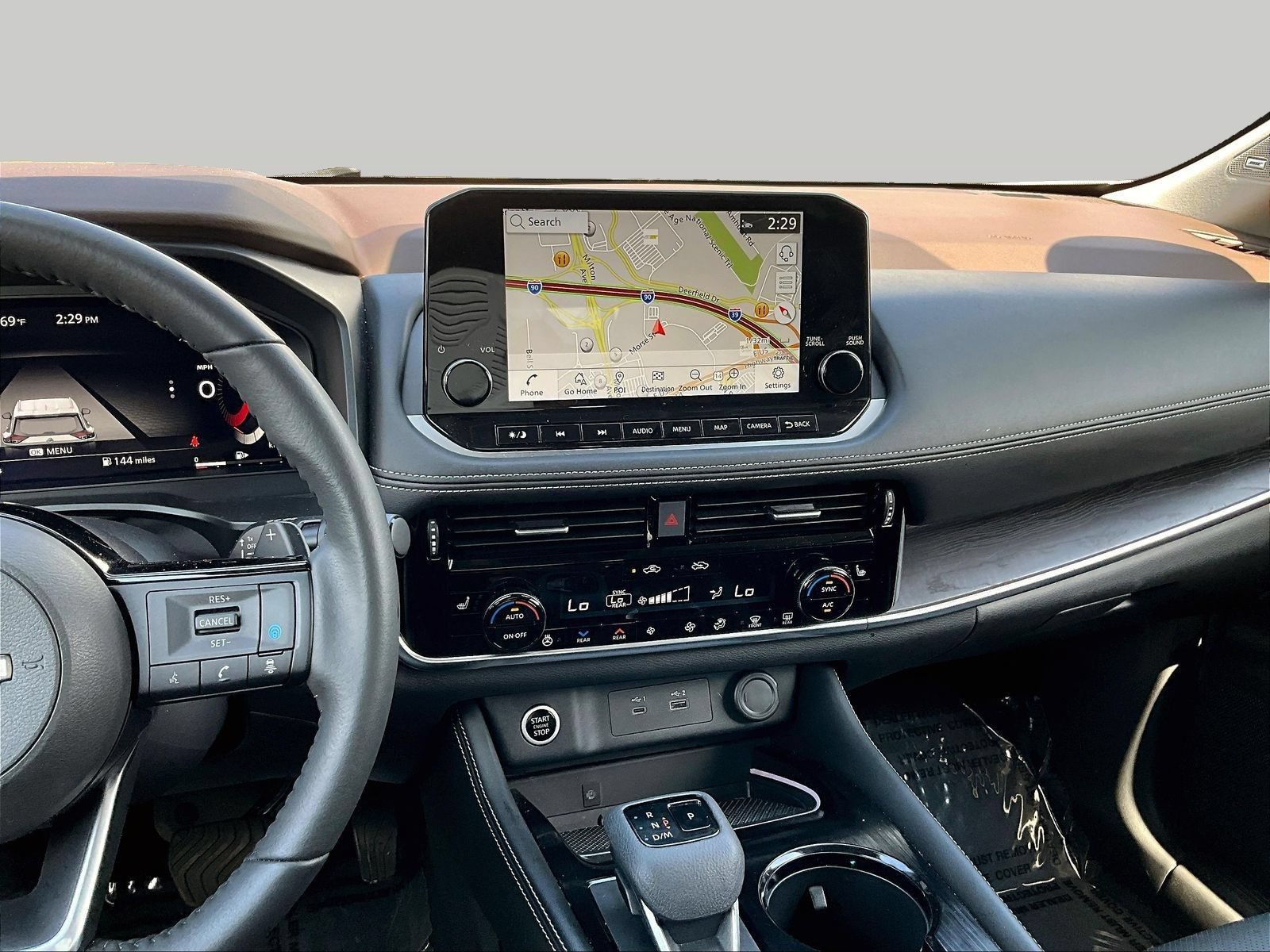 Used 2023 Nissan Rogue Platinum w/ Platinum Premium Package AWD/4WD image 12