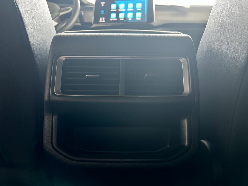 New 2025 Volkswagen Atlas Cross Sport SE image 37