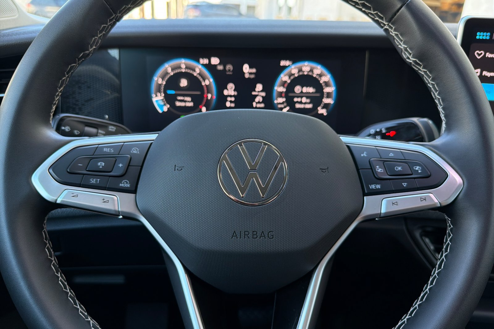 Used 2025 Volkswagen Tiguan S FWD image 23